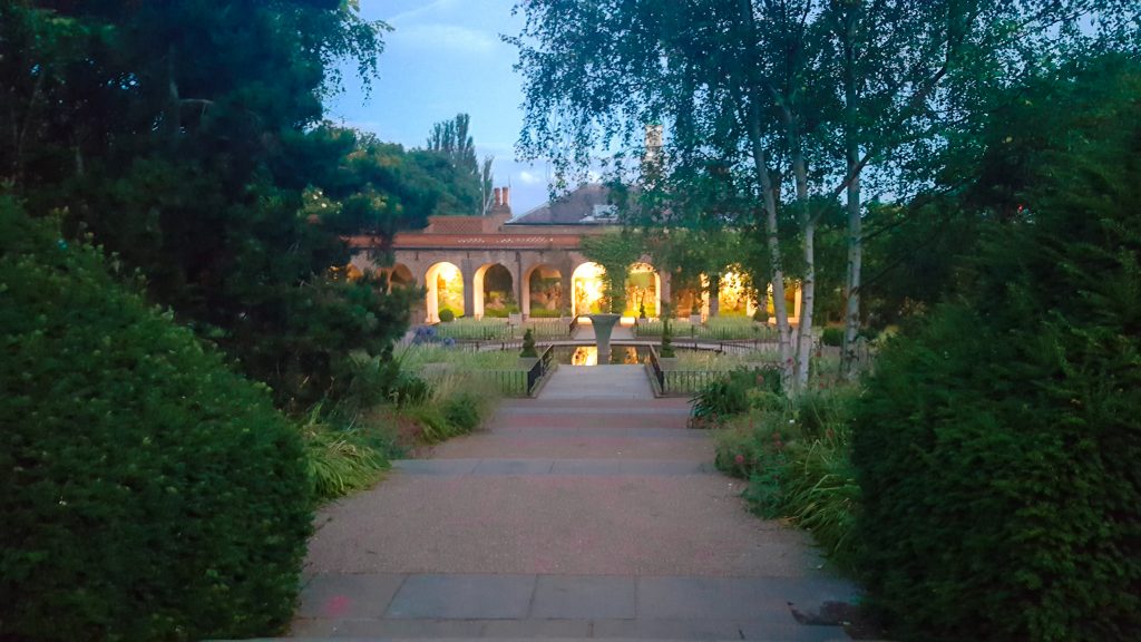 Holland Park London picnic spots