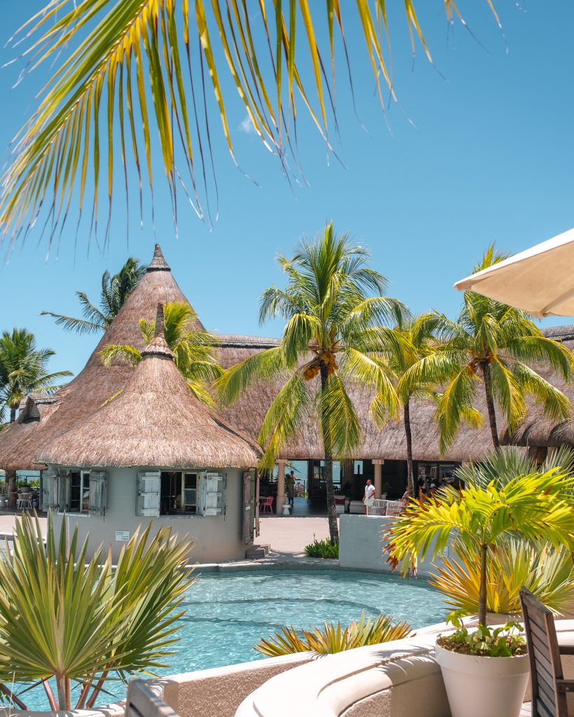 Lux Belle Mare Review