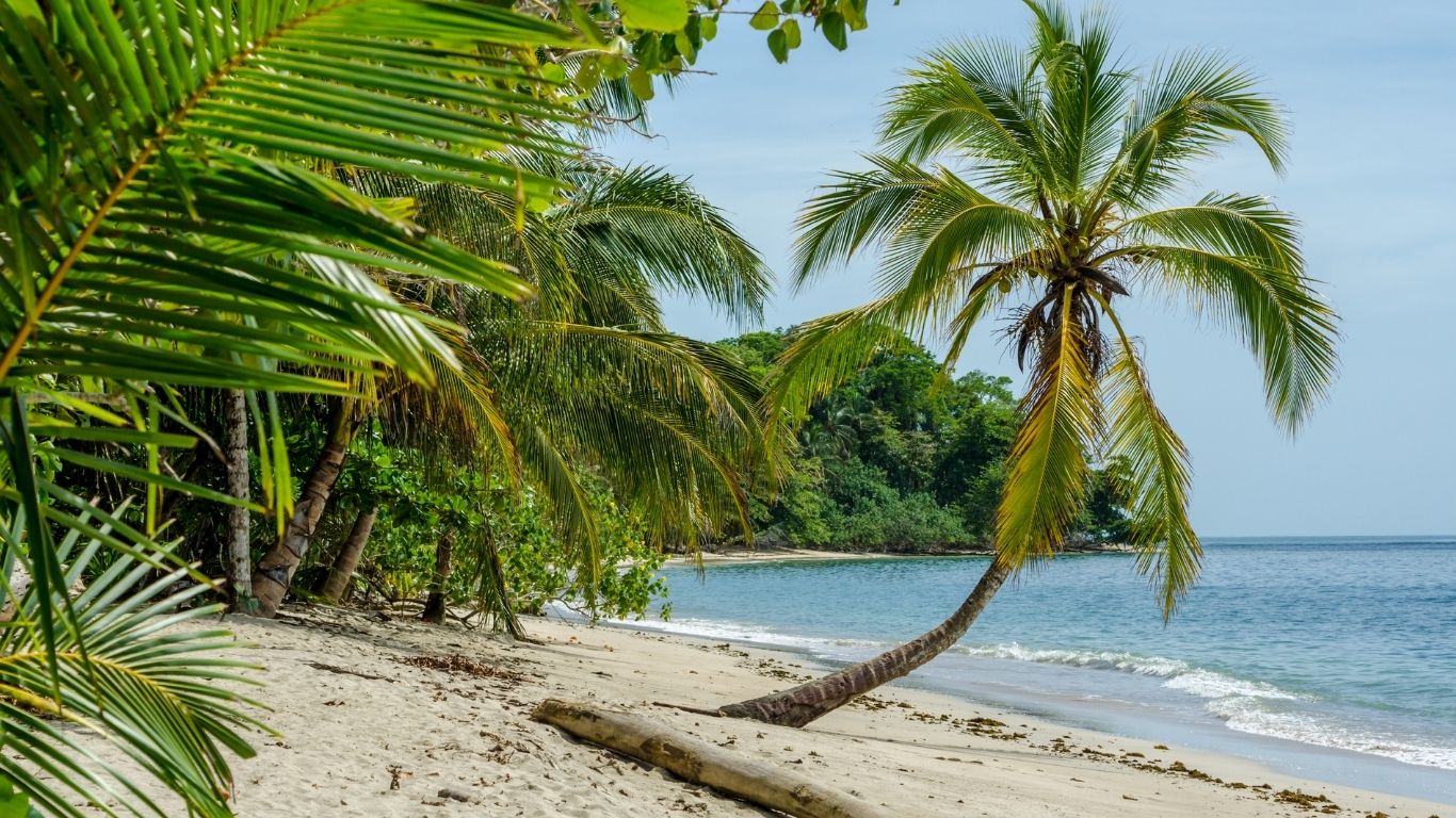 Costa Rica Travel Guide