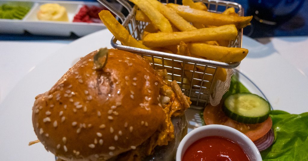 Plant Burger At Blu Restaurant Aboard Celebrity Beyond | © Noor - The Veiled Explorer